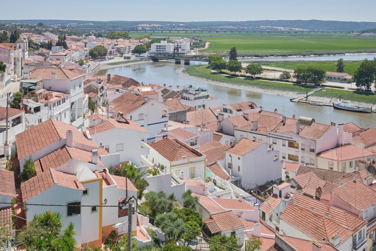 Lightful Refuge On The River Front, By Timecooler Alcácer do Sal Eksteriør bilde